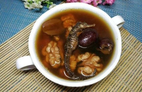 喝什么汤补肾好 男人喝12款补肾壮阳汤