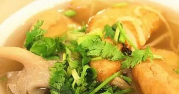 南京当地人必吃的10个小吃，提名盐水鸭，都值得一试