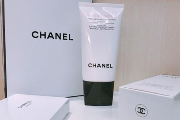 25岁到30岁护肤品排行榜，适宜轻熟肌肤的护肤品推荐