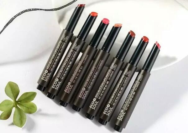 适合学生党的口红品牌，平价好用的口红集合