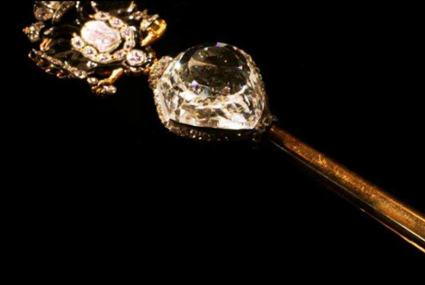 世界十大名钻 非洲之星位列第一，镶于国王权杖之上