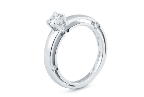 世界十大钻戒排名 最顶尖的钻戒品牌推荐