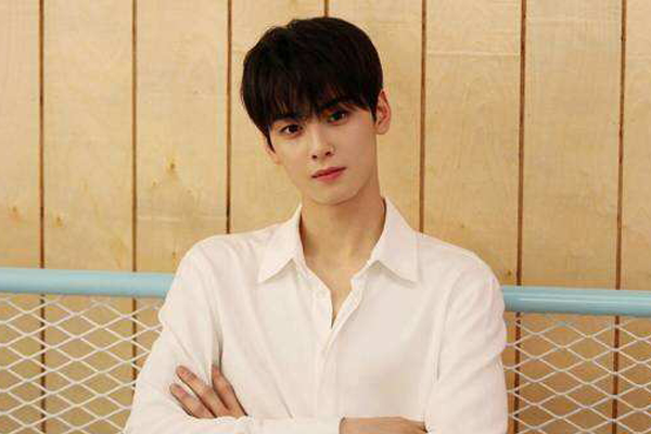 韩国男团成员颜值排名top15:李泰容/金泰亨/田征国上榜