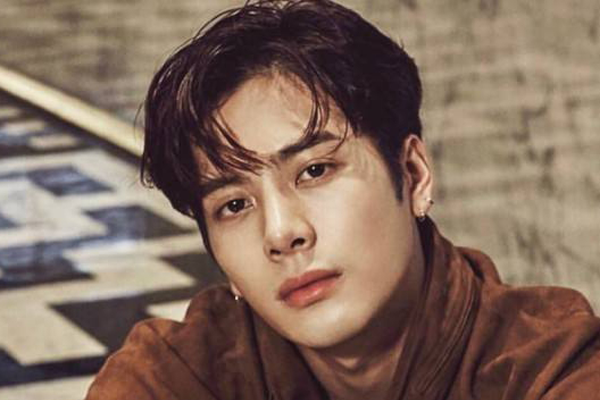 韩国男团成员颜值排名top15:李泰容/金泰亨/田征国上榜