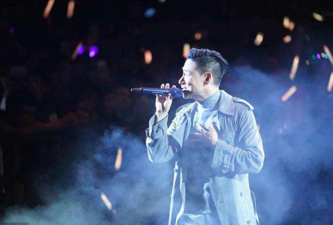 香港乐坛三皇五帝 谭咏麟、张国荣和张学友皆在榜上