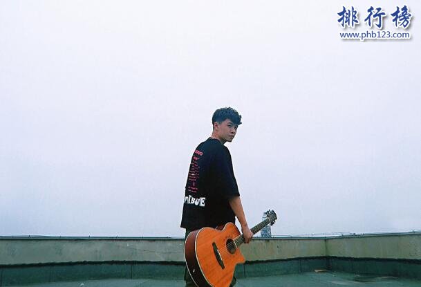 抖音里面的歌曲大全：100首超级好听的抖音歌曲(推荐)