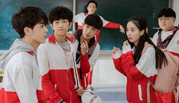 颜值高又甜的国产网剧，盘点甜到腻味的十部电视剧，镇魂女孩前排围观