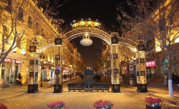 人口超过800万的城市排名，第六名为中国八大古都之一