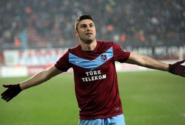 全球十大姓氏排名 金位列第一，王仅列第九