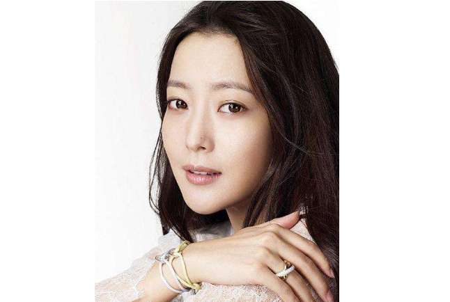 全球十大姓氏排名 金位列第一，王仅列第九