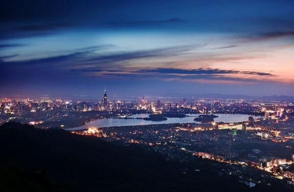 古诗词中的十大历史名城，每一个都曾美到极致