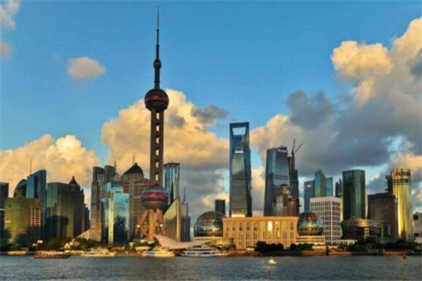 中国10个核心城市，西安/南京上榜，前三无争议