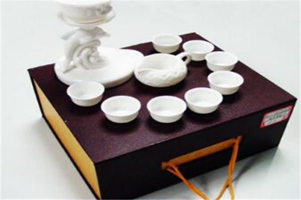 去厦门必买的纪念品 漆线雕是千年传统工艺，第一最具代表性