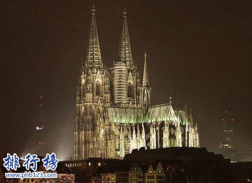 欧洲十大著名教堂，第一始建于公元326年！