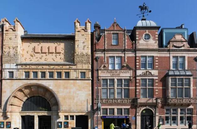 英国十大著名建筑，汉宫教堂大本钟，历史悠久最受欢迎的建筑