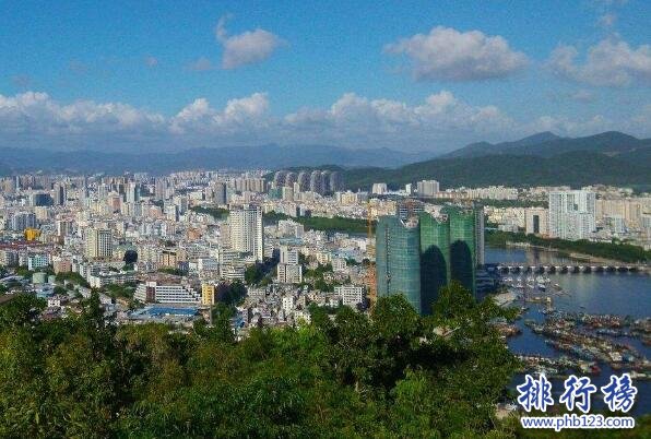 2018中国十大鬼城排名，威海高楼遍地却空无一人