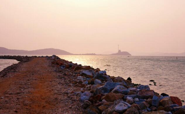 中国最美的十大海边小镇，第三被称之为东方夏威夷