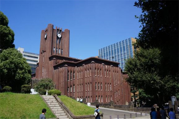 亚洲十大名校排名 日本上榜两个，大部分都是我国的