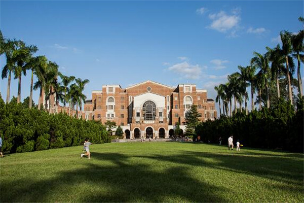 亚洲十大名校排名 日本上榜两个，大部分都是我国的