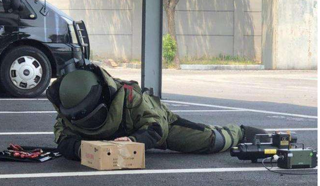 月薪过十万的恐怖职业，工资高却很少人想干的危险工作