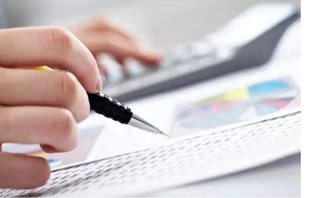 什么职业最赚钱？中国十大百万年薪职业  