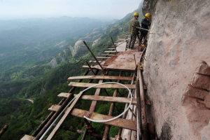 月薪过十万的恐怖职业，工资高却很少人想干的危险工作