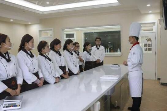 西餐学校十大排名，选这些让就业道路更顺畅！