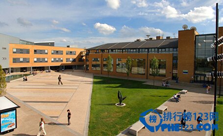 世界酒店管理大学排名2015