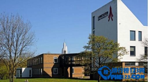 　在2016年英国申请季里，最受欢迎的都是哪类英国大学呢?是英国G5精英大学?是英国红砖大学?还是英国的“新大学们”呢?排行榜123网的小编为你解答~