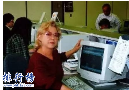 世界十大女黑客最美的一位骗了2亿美金