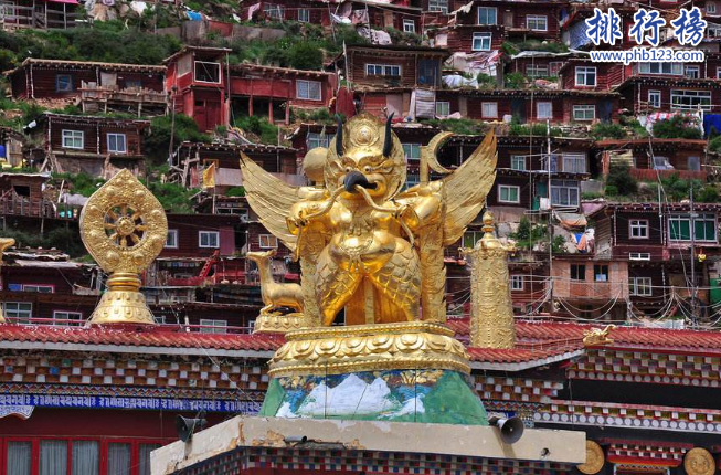 　　导语：佛教至今已经有2000多年的历史了刚开始是由古印度王子乔达摩·悉达多创立的，他属于释迦族所以又被称为释迦牟尼，现在西方国家普遍认为印度是佛教的起源之地。根据《圣地咱日山秘籍》的记载排行榜123网小编为大家盘点了世界佛教二十四圣地，一起来看看吧!  　　世界佛教二十四圣地  　　1.五台山  　　2.印度的金刚座  　　3.卡瓦雪山  　　4.西藏长寿山  　　5.布达拉  　　6.杂日山  　　7.冈底斯山  　　8.峨眉山  　　9.藏地十三女护法  　　10.印度咱曲忠  　　11.就俄作青东让  　　12.三座怙主雪山  　　13.玛乡岗山  　　14.九峰金刚山  　　15.平波忠昂  　　16.印度玛日七兄弟  　　17.北部下游的平青奔巴  　　18.山南雅拉香波  　　19.岗波甲拉达波  　　20.日堆龙楚朴扎堆  　　21.是头革美日  　　22.内地鸡足山  　　23.日夏岗奔巴  　　24.卫藏四翼  　　古印度二十四境  　　1.布利若马来亚  　　2.热买哈日  　　3.札兰达热  　　4.阿热乌达  　　5.郭达瓦日  　　6.窝支亚那  　　7.戴维郭底日  　　8.马拿瓦  　　9.嘎对玛如巴  　　10.敦萨拉  　　11.底日厦古勤  　　12.窝底日  　　13.嘎陵迦  　　14.兰巴嘎  　　15.甘滋  　　16.希马拉维  　　17.白热达  　　18.吉利哈代瓦达  　　19.索热卡热  　　20.苏宛那底巴  　　21.那格热  　　22.信度  　　23.姑鲁达  　　24.玛如  　　据说这24境是密宗本尊胜乐金刚行化之处为于须弥山的中间有的在天上有的在人间摩羯陀国。这些属于神话中的天龙鬼怪的世界，金刚教化众生以法力来跟他们讲密经让他们皈依佛门。  　　附藏传佛教二十四圣地  　　1.扎什伦布寺  　　2.萨迦寺  　　3.白居寺  　　4.雍和宫  　　5.绒布寺  　　6.甘丹寺  　　7.桑耶寺  　　8.夏鲁寺  　　9.文都寺  　　10.吾屯下寺  　　11.孝登寺  　　12.布久喇嘛林  　　13.夏炎寺  　　14.托林寺  　　15.热振寺  　　16.纳木错  　　17.塔尔寺  　　18.大昭寺  　　19.布达拉宫  　　20.雍布拉康  　　21.昌珠寺  　　22.八蚌寺  　　23.隆德寺  　　24.冈仁波齐峰  　　结语：以上就是排行榜123网小编为大家盘点的世界佛教二十四圣地，小编附加整理了另外2个佛教圣地古印度二十四境和藏传佛教二十四圣地仅供大家参考。