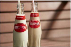 中国十大液态奶品牌排行榜,蒙牛夺冠,伊利屈居第二