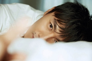 秦昊曝生日写真 秦昊娶伊能静神秘原因