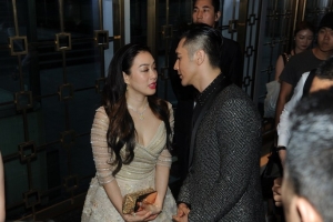 钟丽缇穿爆乳纱裙现身 钟丽缇示范性高潮影片