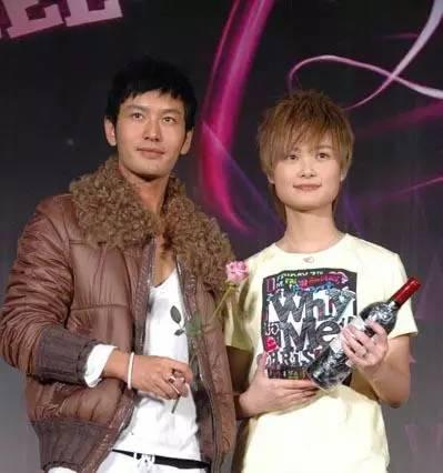 连卓伟都放弃跟拍的李宇春，她的爱情线我们还可以期待嘛！