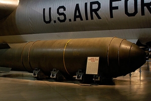 美国囤积网络武器 现今十大逆天武器排行榜