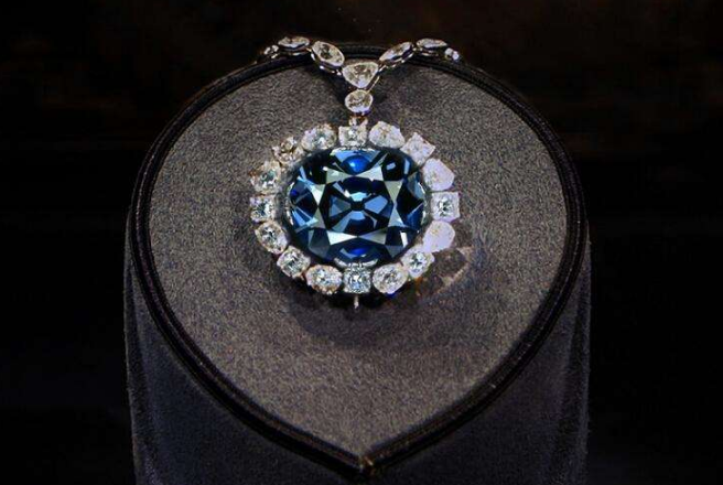 世界五大诅咒宝石 拥有它的人都会离奇死亡