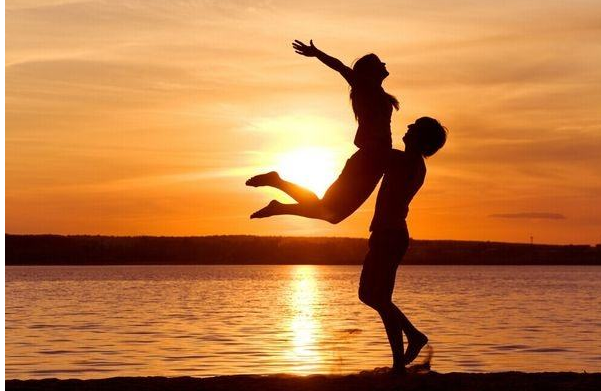 情侣必做100件浪漫事情 盘点恋爱清单100情侣必做