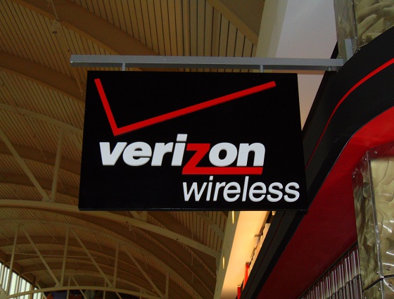 世界十大通讯公司 中国移动、电信上榜，第一来自美国