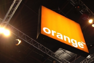 世界十大通讯公司 中国移动、电信上榜，第一来自美国