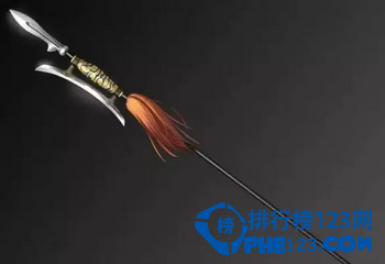 狭义上冷兵器是指不带有火药、炸药或其他燃烧物，在战斗中直接杀伤敌人，保护自己的近战武器装备。广义的冷兵器则指冷兵器时代所有的作战装备。中国古代冷兵器在祖国悠久的历史长河中，积累下一部璀璨耀目的史册。那一页页凝聚着中国古代劳动人民勤劳、勇敢、智慧的结晶，一篇篇叙说着石斧铜戟、金戈铁马的赫赫战绩。当你置身其中便会耳边犹闻“万鼓雷般地，千旗人生风”;眼前犹现“万箭千刀一夜杀，平明流血浸空城”的情景。下面排行榜123网的小编就为您盘点了中国古代十大冷兵器