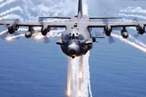 世界十大变态武器：反坦克狗可以炸毁坦克!