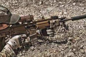 美媒评五种最厉害的枪械：中国经典95式步枪排名最后