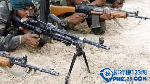 现在随着国力的提升，军队里的人数也在不断的上升，但是在军力排行里面仅仅依靠军队人数来排名是远远不够的。下面排行榜123网的小编就来和您盘点现代陆军排行。