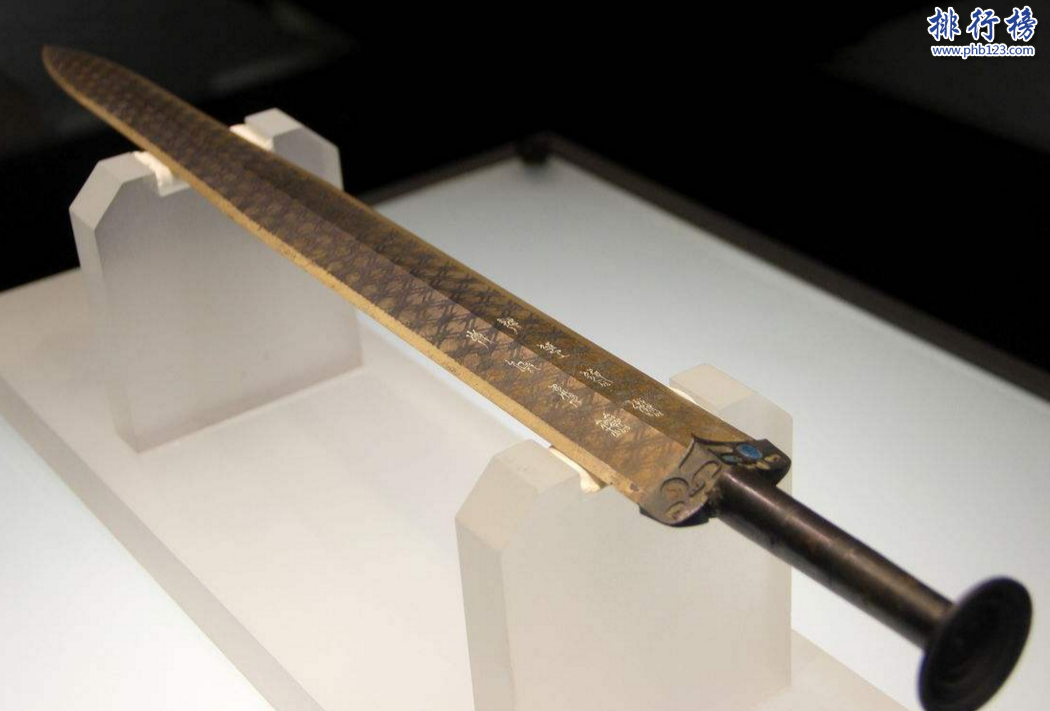 中国无价之宝:用两千多片玉和金子做成的衣服(总重1000多克)