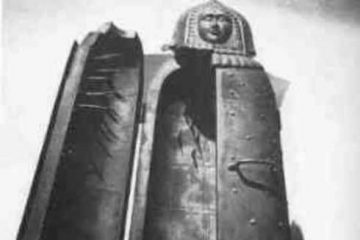 铁处女是什么？女性酷刑铁处女刑具 铁处女模型图