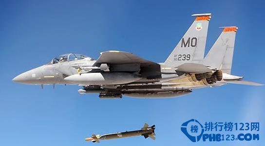 世界上十大威力最强的超级炸弹排行榜 威力强大