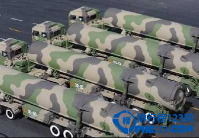 洲际弹道导弹(ICBM)被认为是一种主要的核威慑力量，目前只有少数国家拥有发射这种远距离武器的技术。近年来很多军事强国都开始发展自己的尖端武器，尤其注重在远程导弹上下大手笔。下面就跟着排行榜123网的小编一起来盘点世界排行前十的洲际导弹。