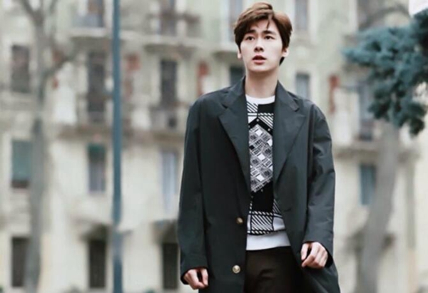 演技最差的十位男明星，他稳居第一