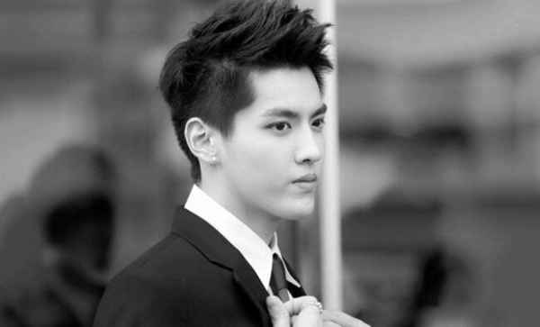 演技最差的十位男明星，他稳居第一